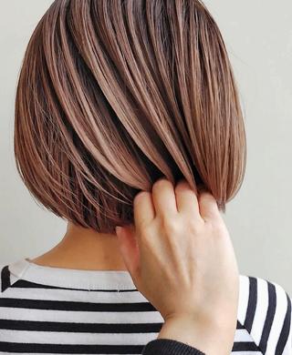 1ブリーチ
陰影をつけたデザインカラー
 