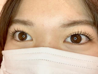 パリジェンヌラッシュリフト
根元からしっかり立ち上げデザインです
お目元の左右差やまつ毛の長さに合わせて施術させていただきます 𓂃𓈒 𓂂𓏸