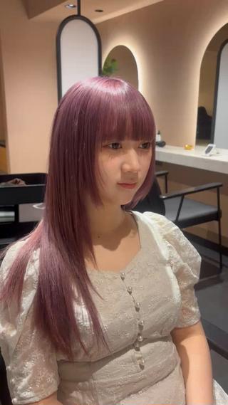 カラー i.+OSAKA所属・【大阪】縮毛矯正×ハ イトーン✨のヘアスタイル