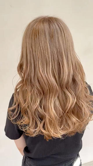 王道milk tea beige
ブリーチ2回〜可能なカラーです