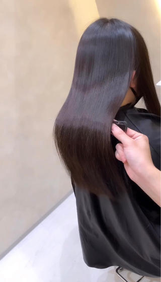 ロング カラー 美髪矯正 吉岡柊斗のヘアスタイル