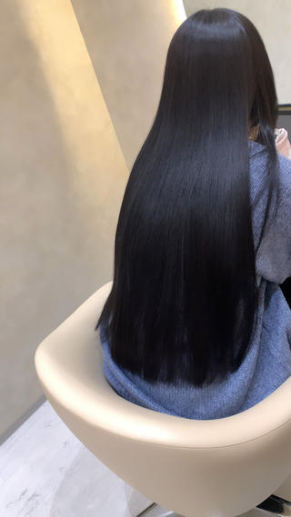 ロング カラー 美髪矯正 吉岡柊斗のヘアスタイル