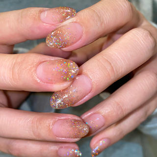 オフない方はオフなしメニューを選択☆
フラッシュグラデーションネイル◎