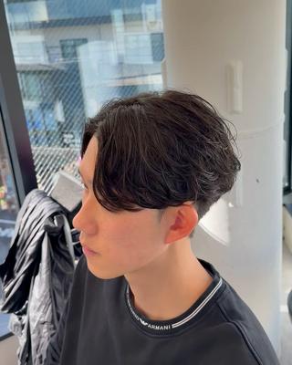 センターパートの人にオススメ！
髪質、髪型に合わせて巻き方を変えます！
圧倒的に似合わせが得意なのでお任せ下さい 