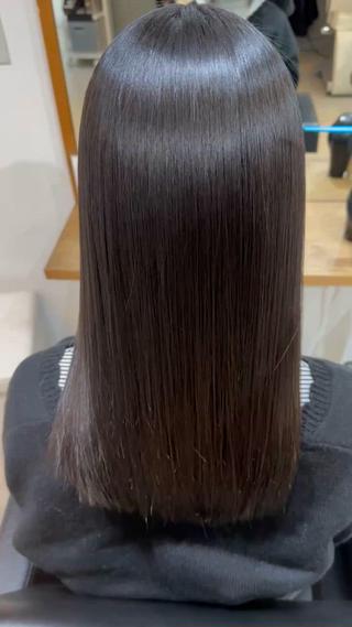 ロング 🐬脱白髪染めカラー 清水大世🐬のヘアスタイル