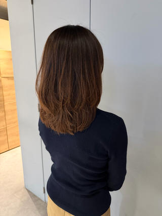 ミディアム カラー パーマ 👒oikawa kaede🍃のヘアスタイル