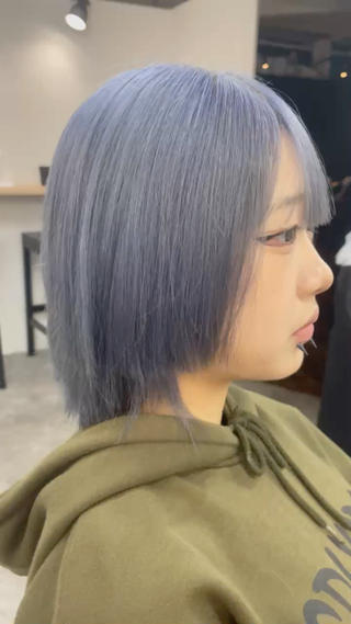 ショート ブリーチ縮毛矯正 LAFFYuiのヘアスタイル