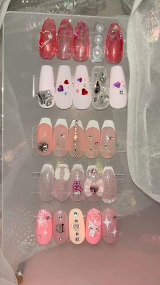 ネイル パーツ全部¥110 サロンミミのネイルデザイン