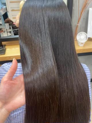 癖や広がりでまとまりが出づらいなどのストレスを改善しましょう 