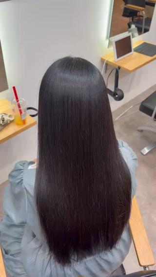 ️柔らかい質感の美髪矯正️
最低限のダメージで最高の美髪 へ