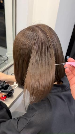 ほんのりオリーブを感じるブラウンカラー赤みを抑えてナチュラルな透明感ブラウンベースに薄くオリーブをプラス柔らかい質感＆ツヤ感UP
カラーモデル様募集中ナチュラルカラー・赤み消しカラーお任せください！ 