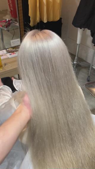 ロング カラー れい🫧 ハイトーン特化のヘアスタイル