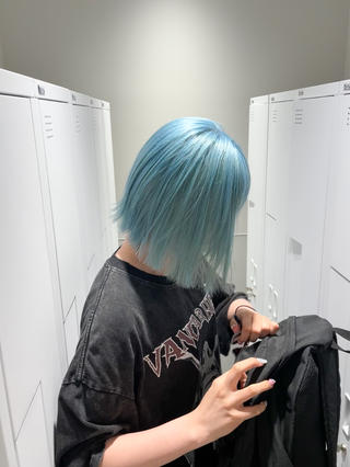 全て施術させて頂いたお客様投稿で、撮影モデルや写真を買ったものなどは使用していません。
どんなに複雑履歴でも通って頂ければ必ず綺麗にできます。
ご新規の方も安心してお任せいただければと思います。西日本の最先端梅田茶屋町のフリーランスクオリティーを約束します。