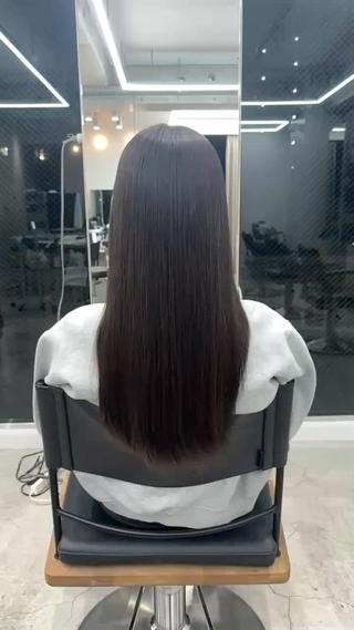 ゼロアルカリストレートでダメージを抑えつつ艶のあるキレイなサラサラ髪へ 