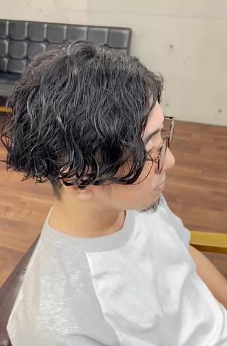 パーマ メンズ Rikito .のヘアスタイル