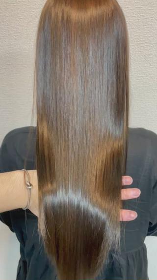 髪質改善ストレート
ダメージがなく輝く艶感
柔らかい質感でつるつるサラサラ