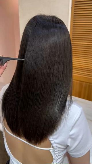 カラー パーマ 上品な透明感カラー 🫧renのヘアスタイル