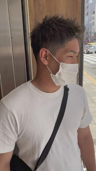 天王寺美容室/天王寺メンズ/メンズカラー
メンズブリーチ/ダブルカラー/マッドシルバー
アップバング/メンズツイスト