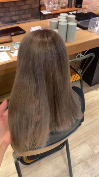 ミルクティーカラー 