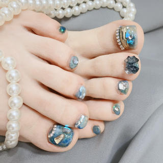 ネイル 高木 維麗絲のネイルデザイン