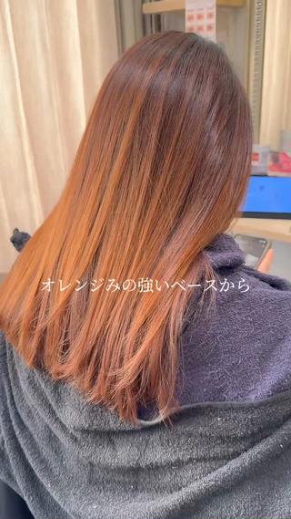 ミディアム カラー ayaka 縮毛矯正レイヤーのヘアスタイル