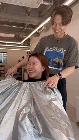 ミディアム ブリーチなし/レイヤ ー特化🌈Tommyのヘアスタイル