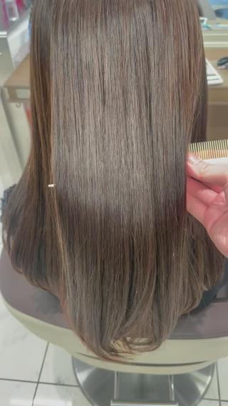 +2200円でダメージを抑えたプレミアム縮毛矯正に変えられます
 