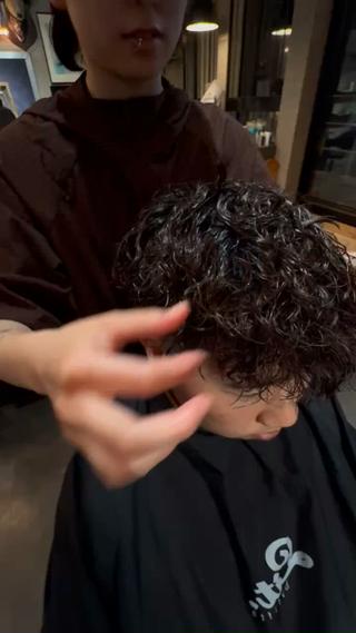 パーマ メンズ Litbyfifth 前里花鈴のヘアスタイル