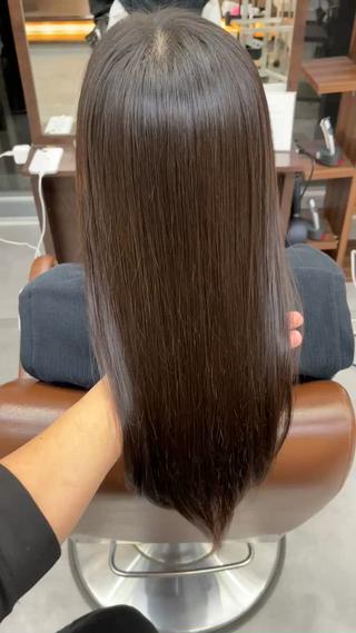 セミロング FLEAR generous所属・generous Hiroのヘアスタイル