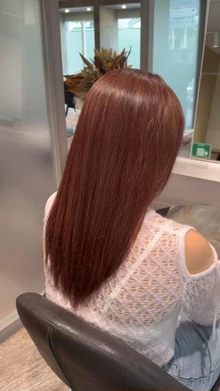 ロング カラー 武井 哉子のヘアスタイル