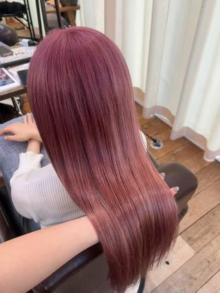 明日限定ブリーチリタッチ＋オンカラーのモデルさん最安値でご案内可能です！！

2​〜​3センチのリタッチ幅が目安です！ 