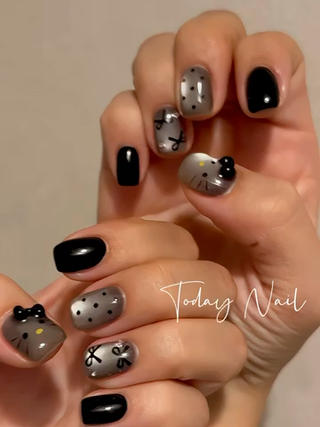 ブラック　ハローキティ 