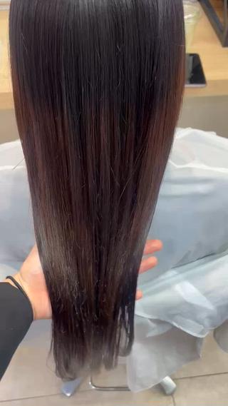 【Aujua 4stepトリートメント】
うるツヤな髪になります