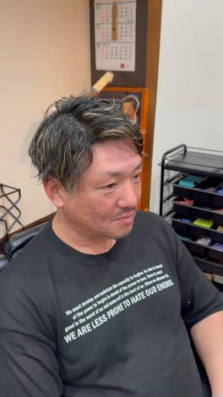 ショート カラー パーマ メンズ 早川 太貴のヘアスタイル