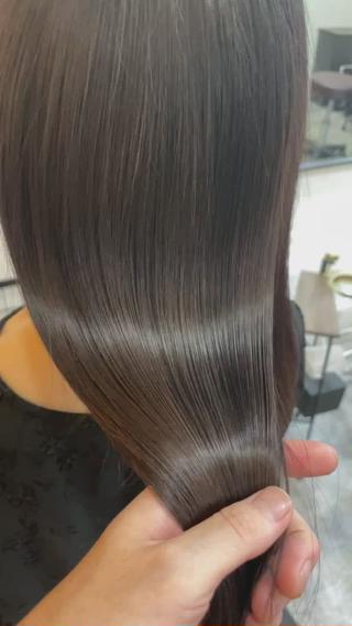 ウルトワトリートメント︎水素トリートメントで今までにない質感を!!動画の方は40代オーバー継続していくと必ず髪はかわります!