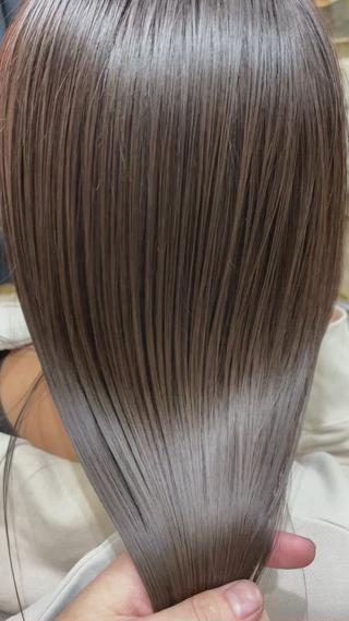 高濃度トリートメント「ウルトワ」で髪に若返りと栄養を!!