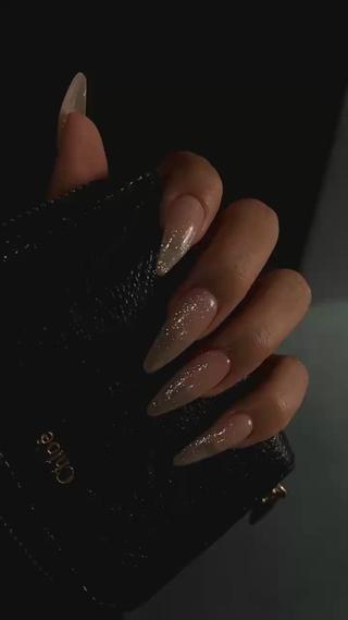 ネイル Mcbunny ［東天満］💅のネイルデザイン