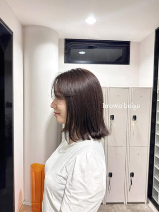 
　　何もしてない髪からブリーチなしで明るく
　　ブラウンベージュ
⁡
カラー剤だけでできるだけ明るくしました
これからジワジワ明るく透明感ベージュに育てていく予定
⁡
繰り返し同じ色や、明るさをつづけると
馴染み素敵なカラーになっていきます育成育成
⁡
⁡
⁡
ナチュラルの中にプラス自分らしさを
◎色落ちにもこだわったカラー
◎似合うカラーをご一緒に考えます
◎透明感カラーやベージュカラーが得意
◎aujuaソムリエ資格持ってるので髪に合ったトリートメントをつくり、ケア方法もご紹介できます
⁡
——————————
カラーモデル募集中~ 