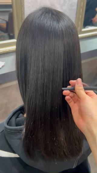 セミロング 大塚 美緒のヘアスタイル