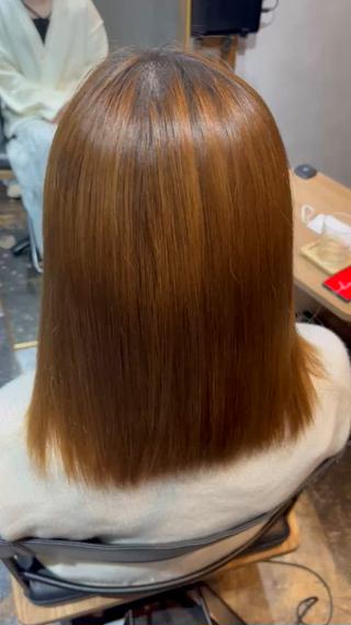 初酸性ストレートで艶々サラサラ