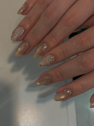 ネイル Salondevi2 isanaのネイルデザイン