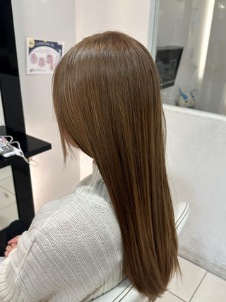ミディアム カラー ma'am zee 下高井戸店所属・デザインカラー✨🦄 透明感カラー✨ヒカルのヘアスタイル