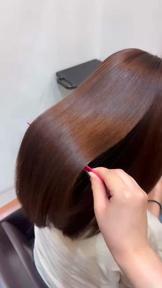 セミロング カラー Misaki 🍒のヘアスタイル