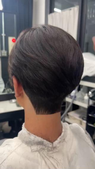 ショート パーマ 湖城 恵吾のヘアスタイル