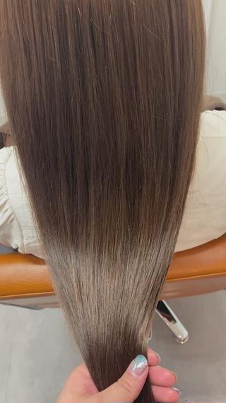 ロング 《ノンダメージサロン（R）認定店》Lumiere神戸・三ノ宮所属・大田 留衣のヘアスタイル