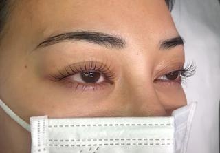 パーマをかけるだけで変わる目元！
自分の睫毛実はこんなに長い！？
まつ毛のことなら佐藤にお任せを 