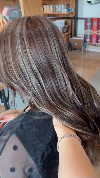 ロング 阪神西宮★JUNO 川﨑温子のヘアスタイル