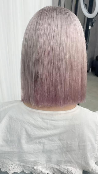 ホワイトミルクティー!
ブリーチ2回以上必須です