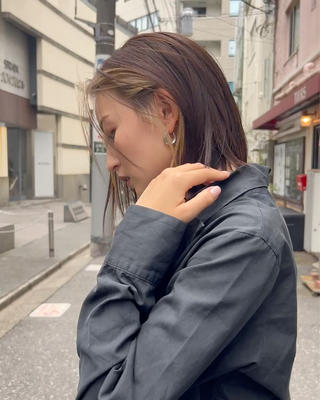 bob × design color
・
癖や広がりが気になってボブにできない方は縮毛矯正がオススメです！︎
・
ブリーチしていても施術可能なので是非1度DMにてご連絡ください
・
・
#bob #ボブ #切りっぱなしボブ #タッセルボブ #ミニボブ #縮毛矯正 #縮毛矯正ボブ #表参道美容室 #デザインカラー 