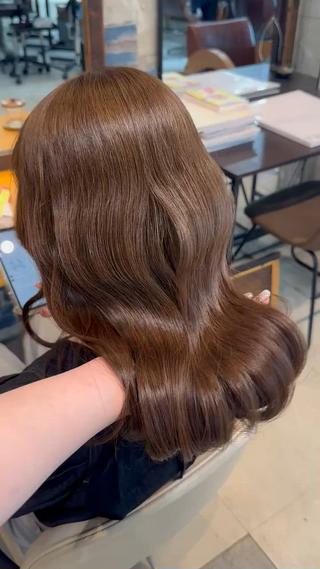 セミロング カラー Kaori / P’s 渋谷のヘアスタイル